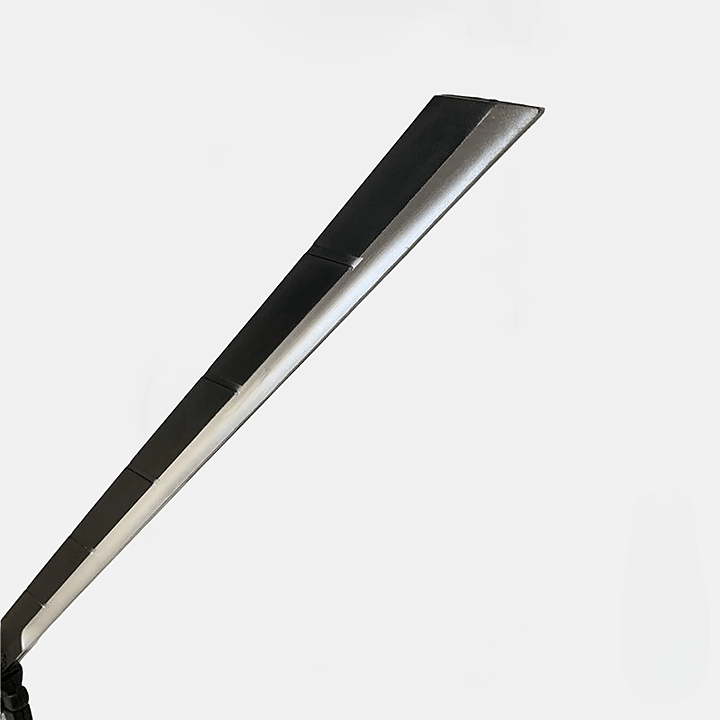 Cosplay SNK Attacco con la spada su Titano